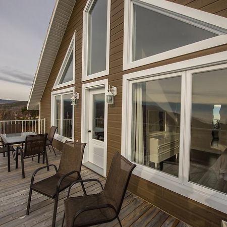 Les Chalets Huppes Du Massif Petite-Riviere-Saint-Francois Rum bild